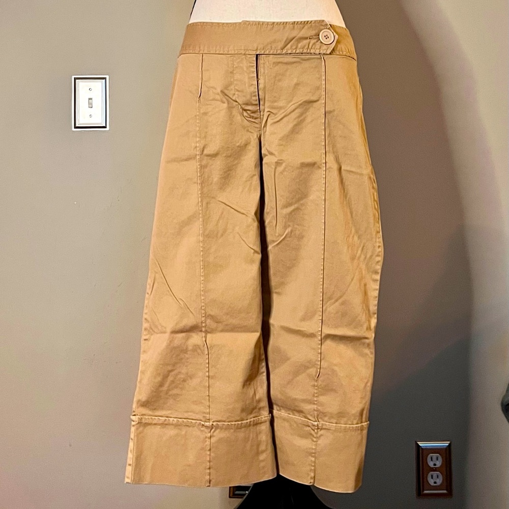 Apt. 9 Tan Khaki Capri Pants Size 8